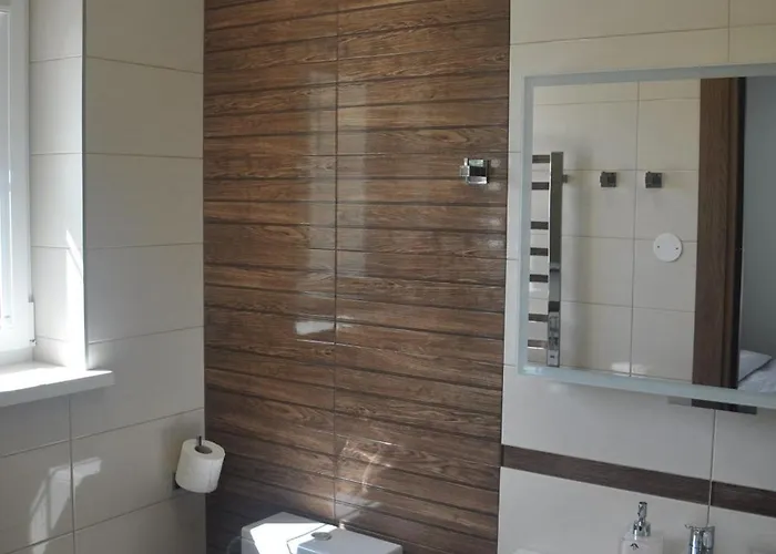 Dana Sventoji * 팔랑가