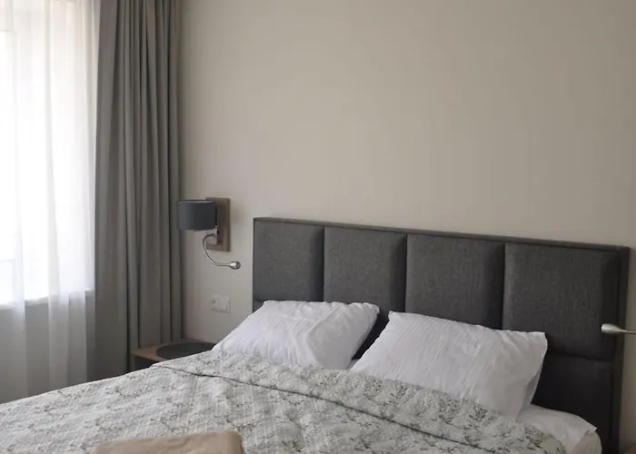 Dana Sventoji * 팔랑가